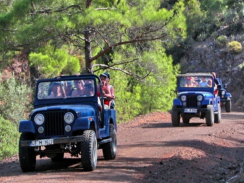 jeep safari fiyat